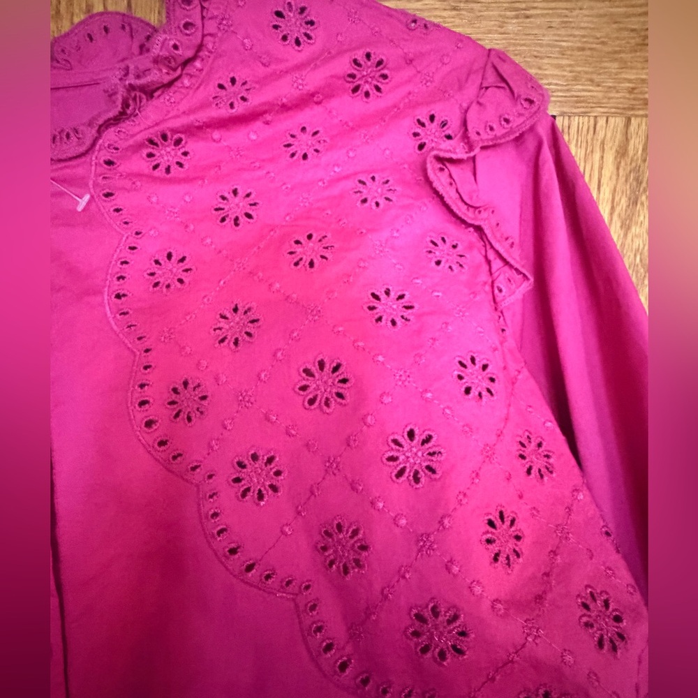 Old Navy Fuchsia Eyelet Blouse - Picture 4 of 6